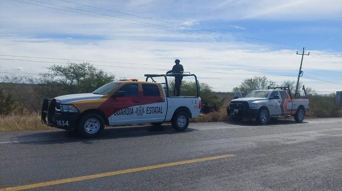 Los elementos de la Guardia Estatal reportan alerta de ponchallantas en tramo de carretera federal SSPT